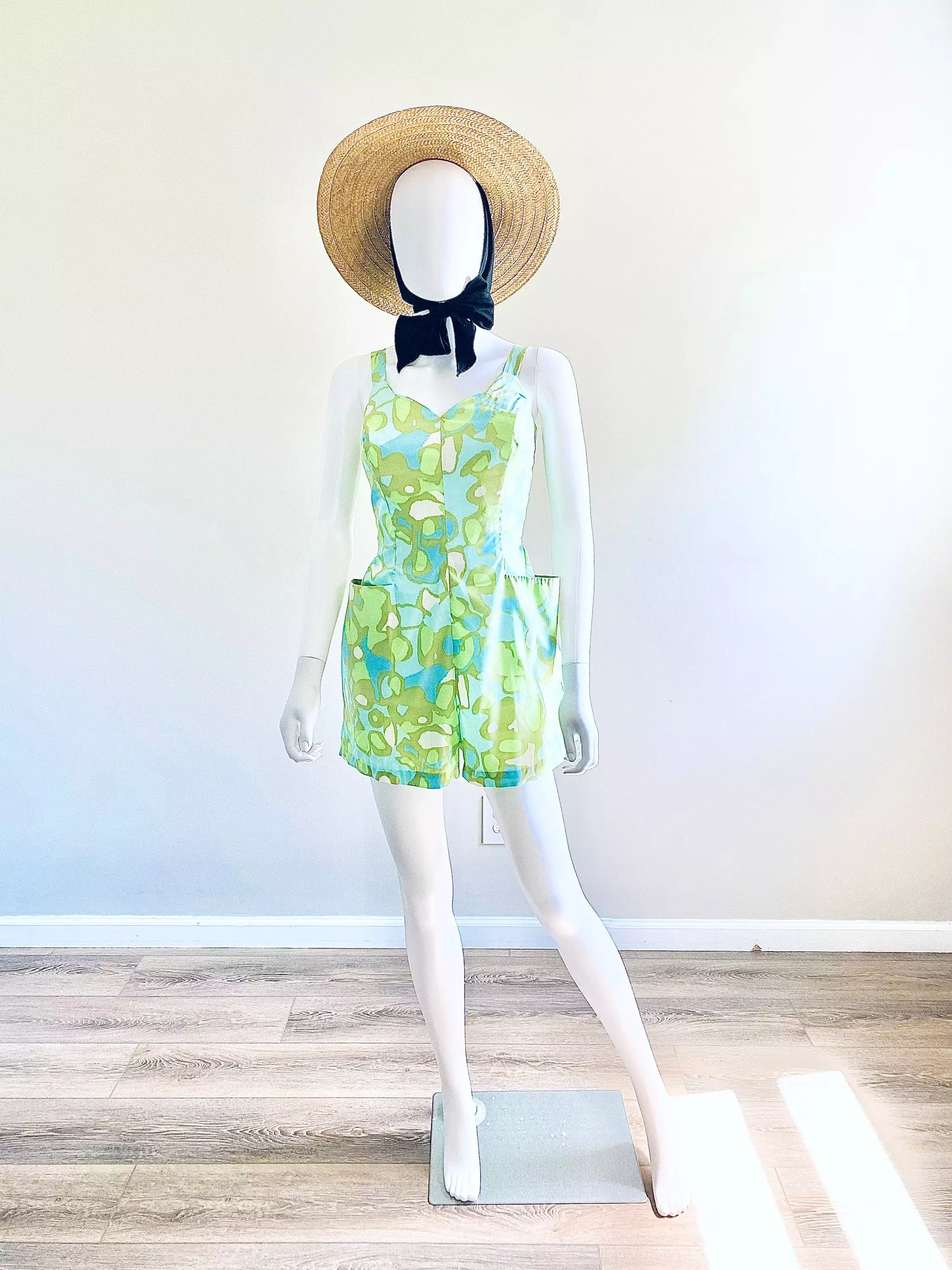 1950s Vintage Abstract Print Playsuit - Size S - 50s Romper