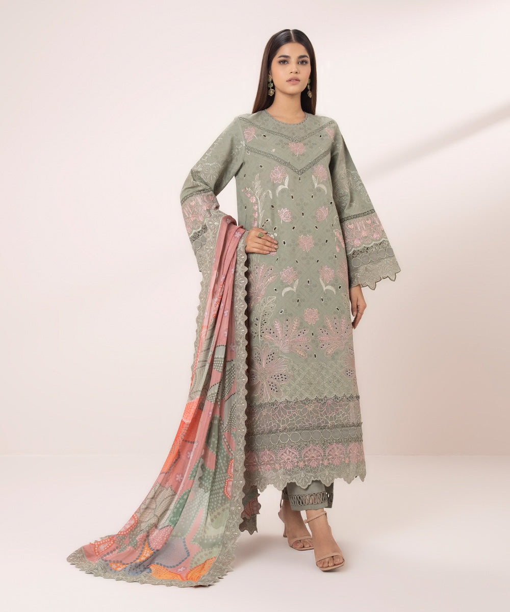 3-Piece Embroidered Jacquard Suit