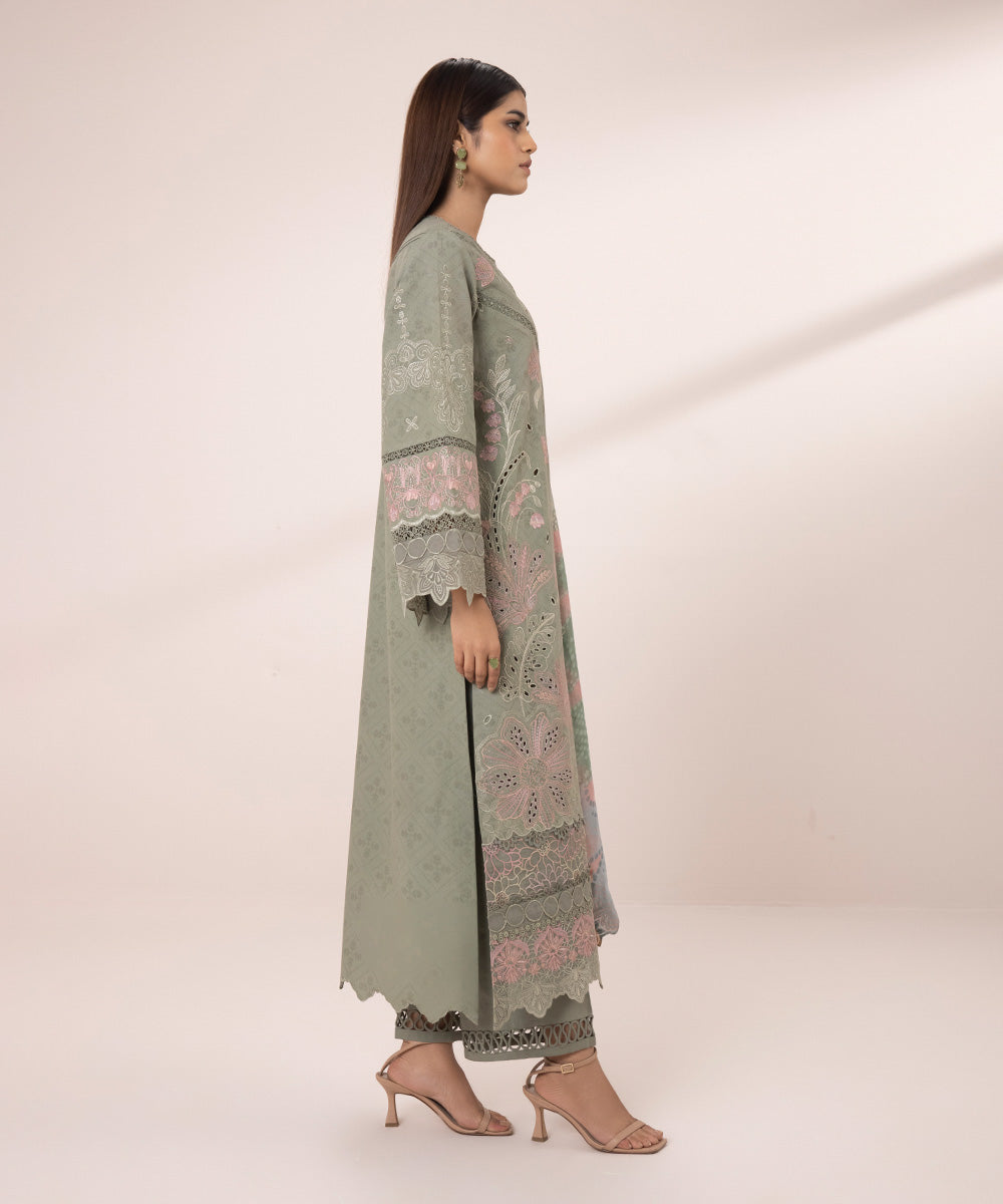 3-Piece Embroidered Jacquard Suit