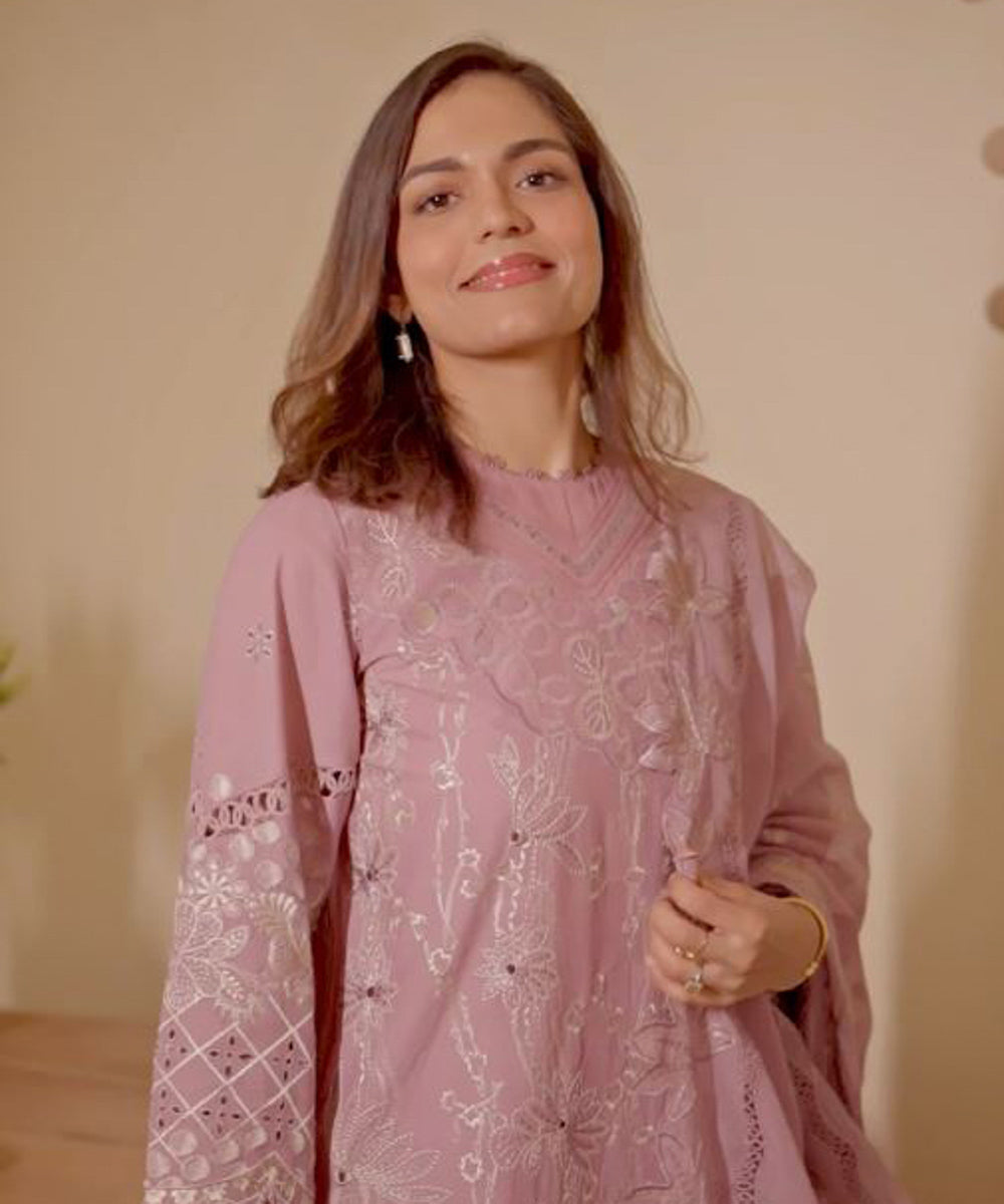 3 Piece Embroidered Lawn Suit - Buy online now