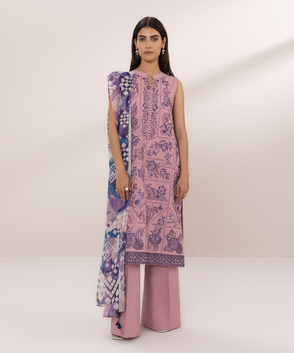 3 Piece - Embroidered Lawn Suit: Shop now for trendy embroidered lawn suits in three-piece sets.