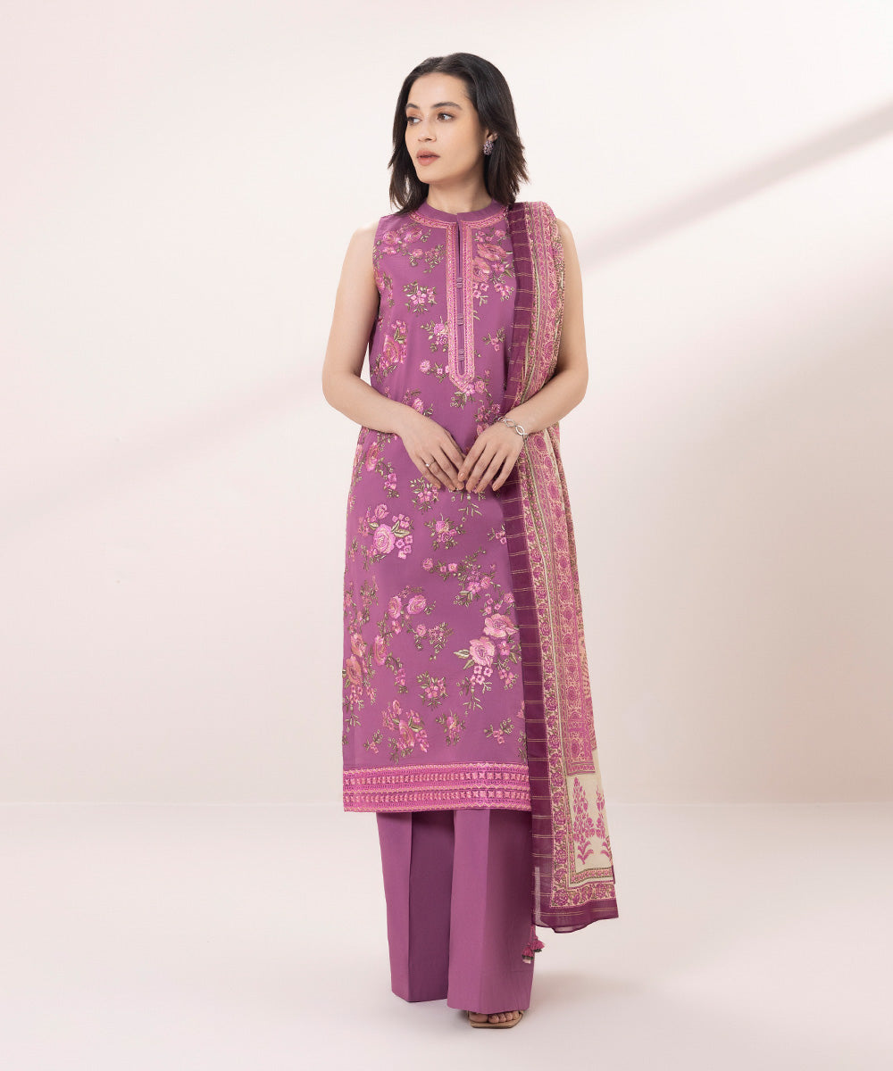 3 Piece Lawn Suit with Exquisite Embroidery