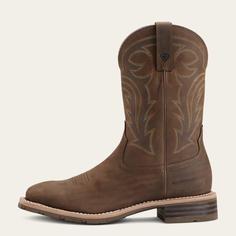 Ariat Waterproof Western Boot in Oily Distressed Brown