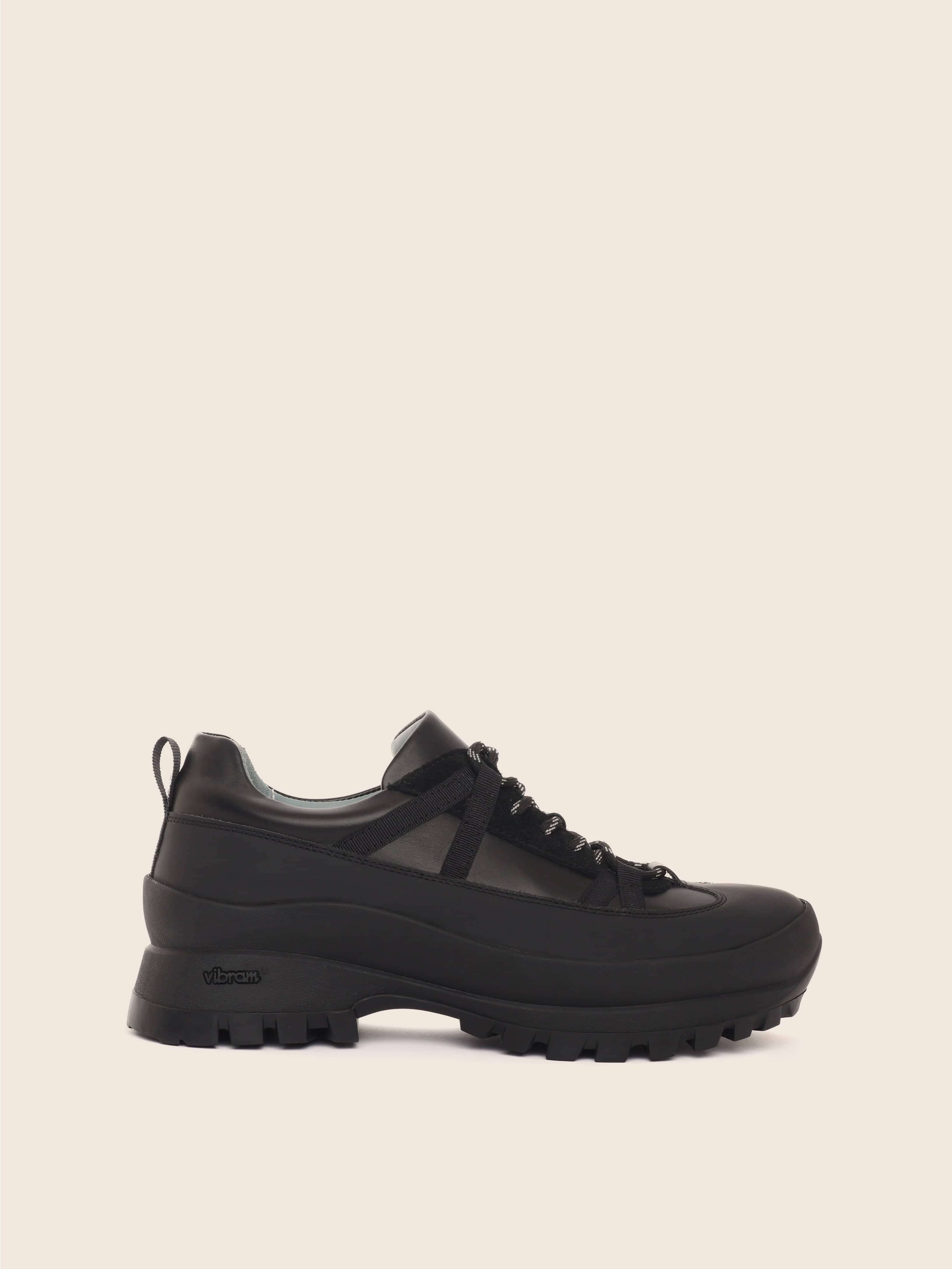 Black Beja Sneaker