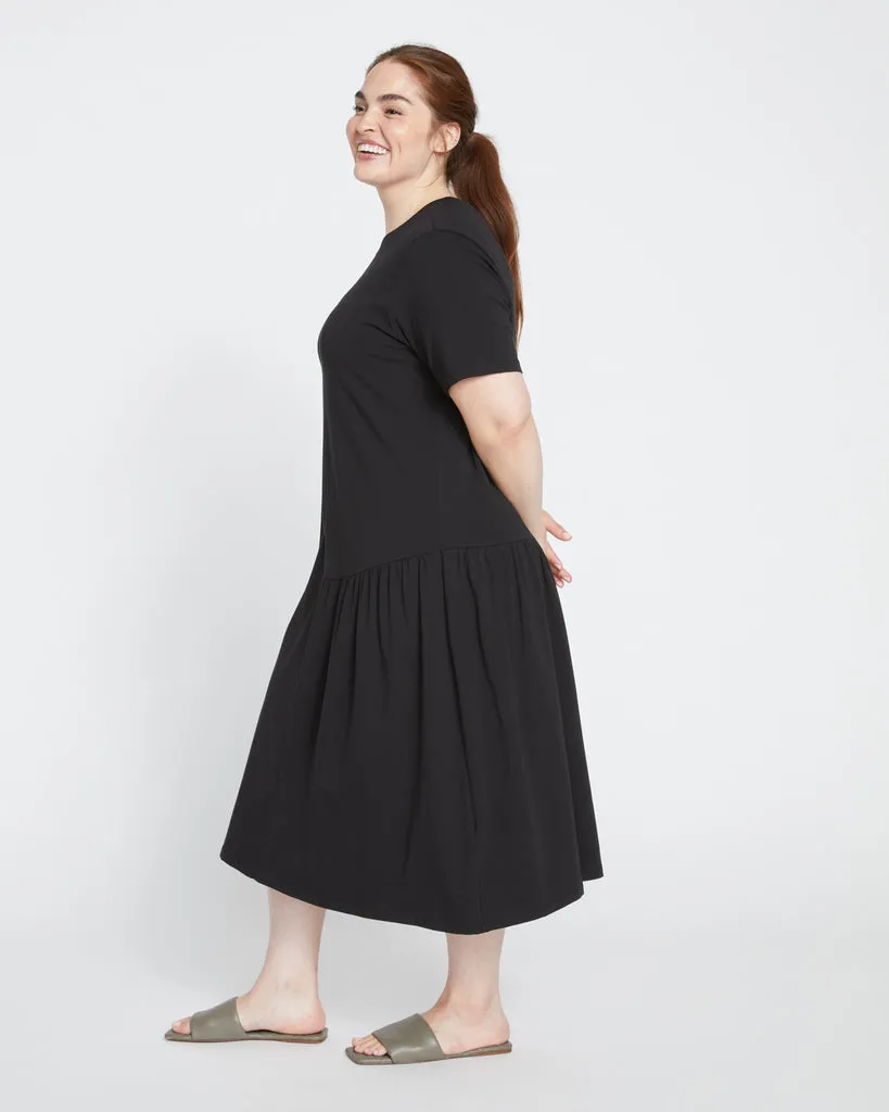 Black Sunday Garden T-Shirt Dress