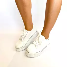 Butterfly white platform sneaker