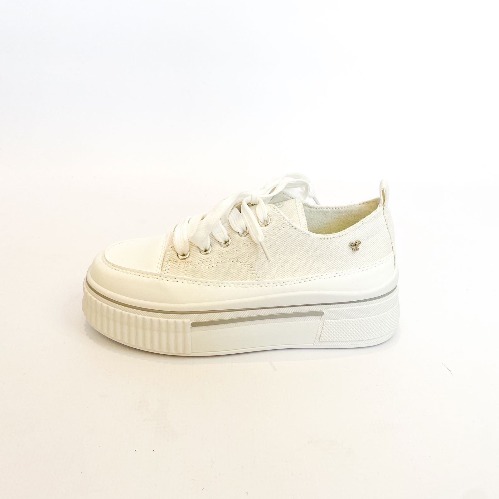 Butterfly white platform sneaker