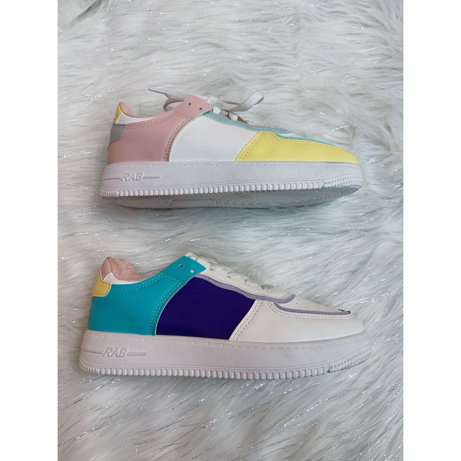 Colorful RAB Sneaker