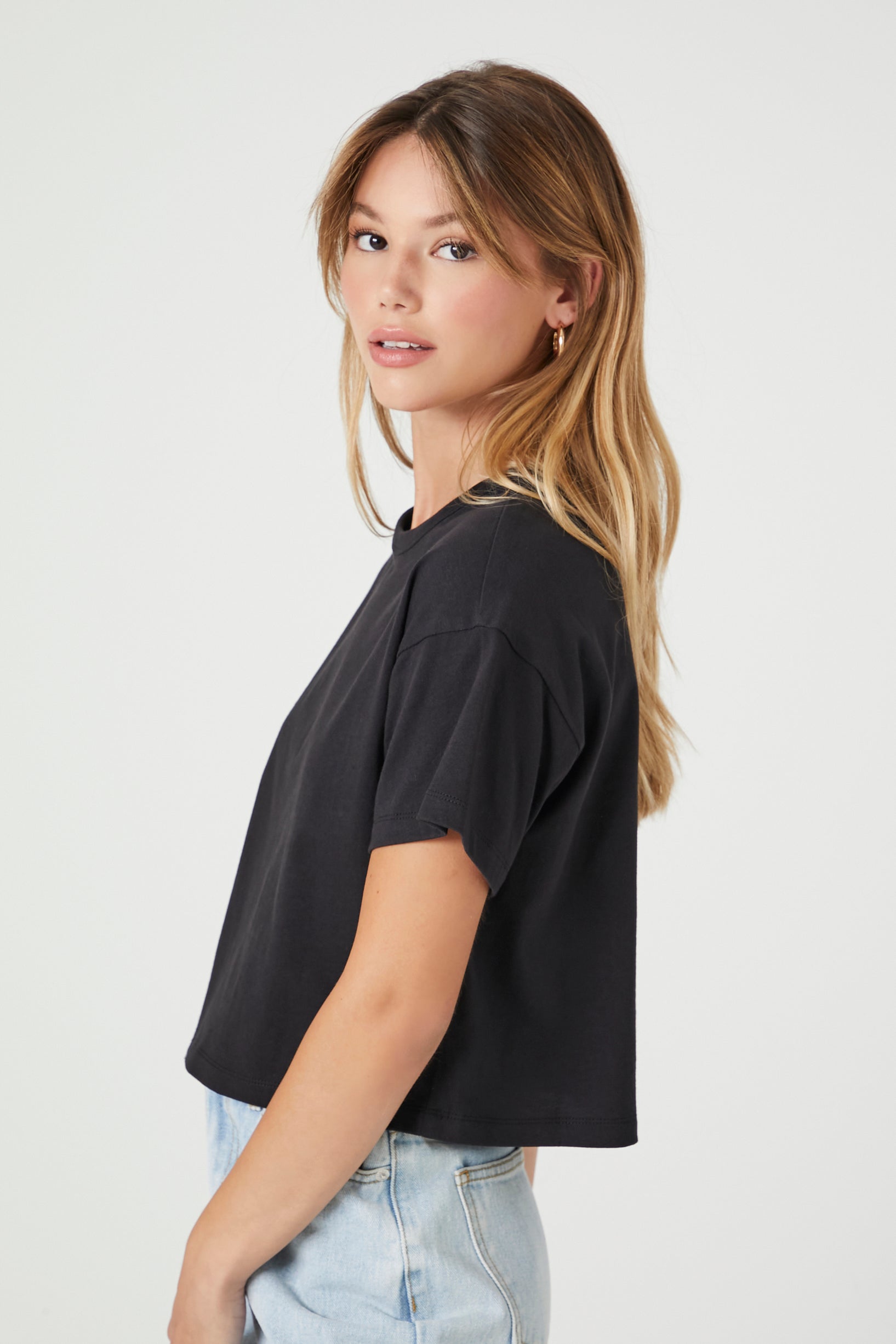 cropped crew neck tee