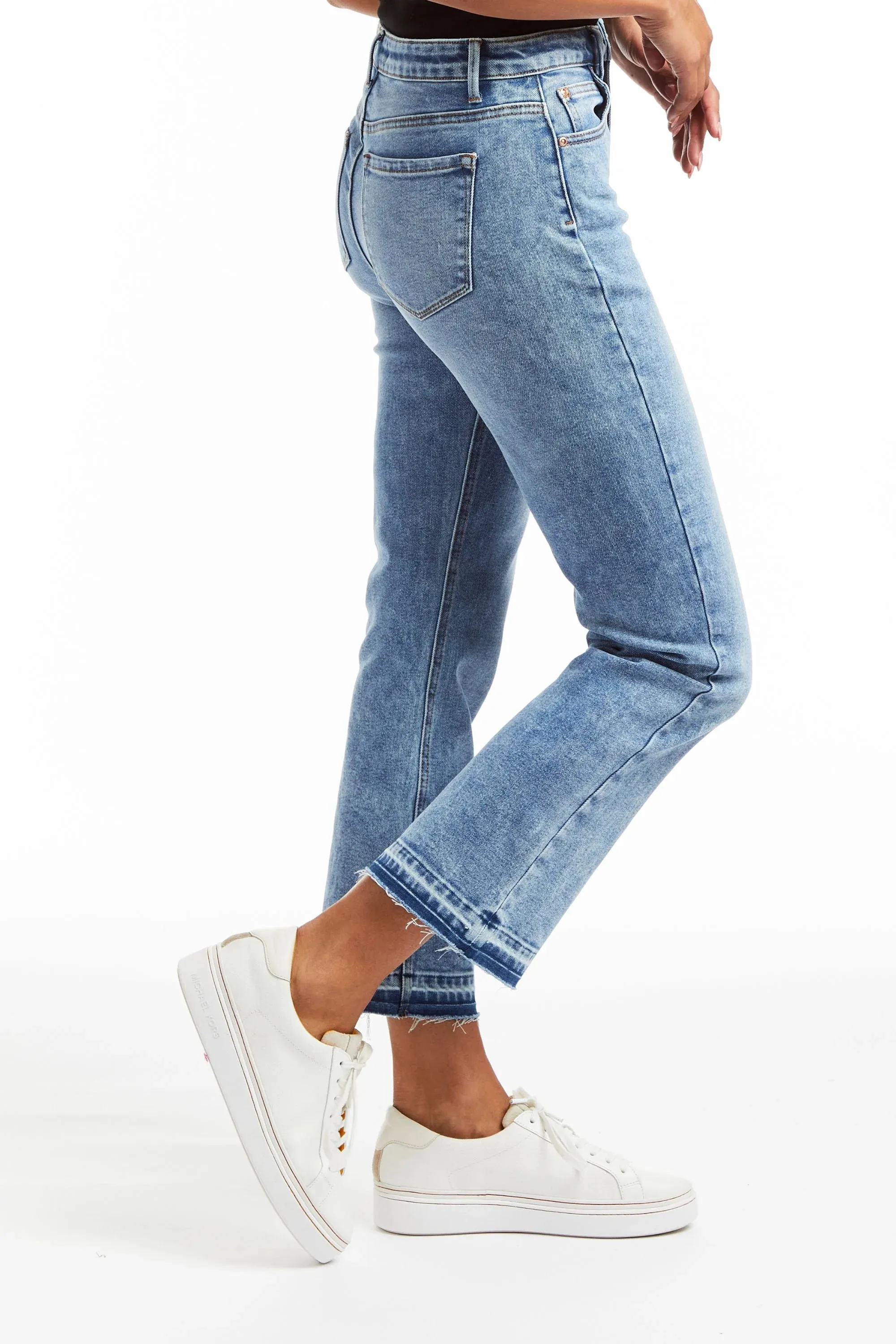 Cropped Flared Jeans with Frayed Hem