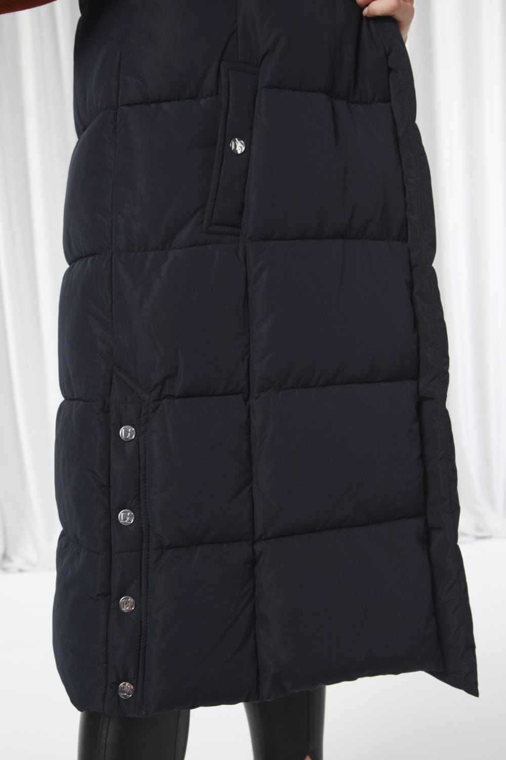 Double Second Navy Long Lux Wrap Gilet Puffer -> Navy Long Lux Wrap Gilet Puffer