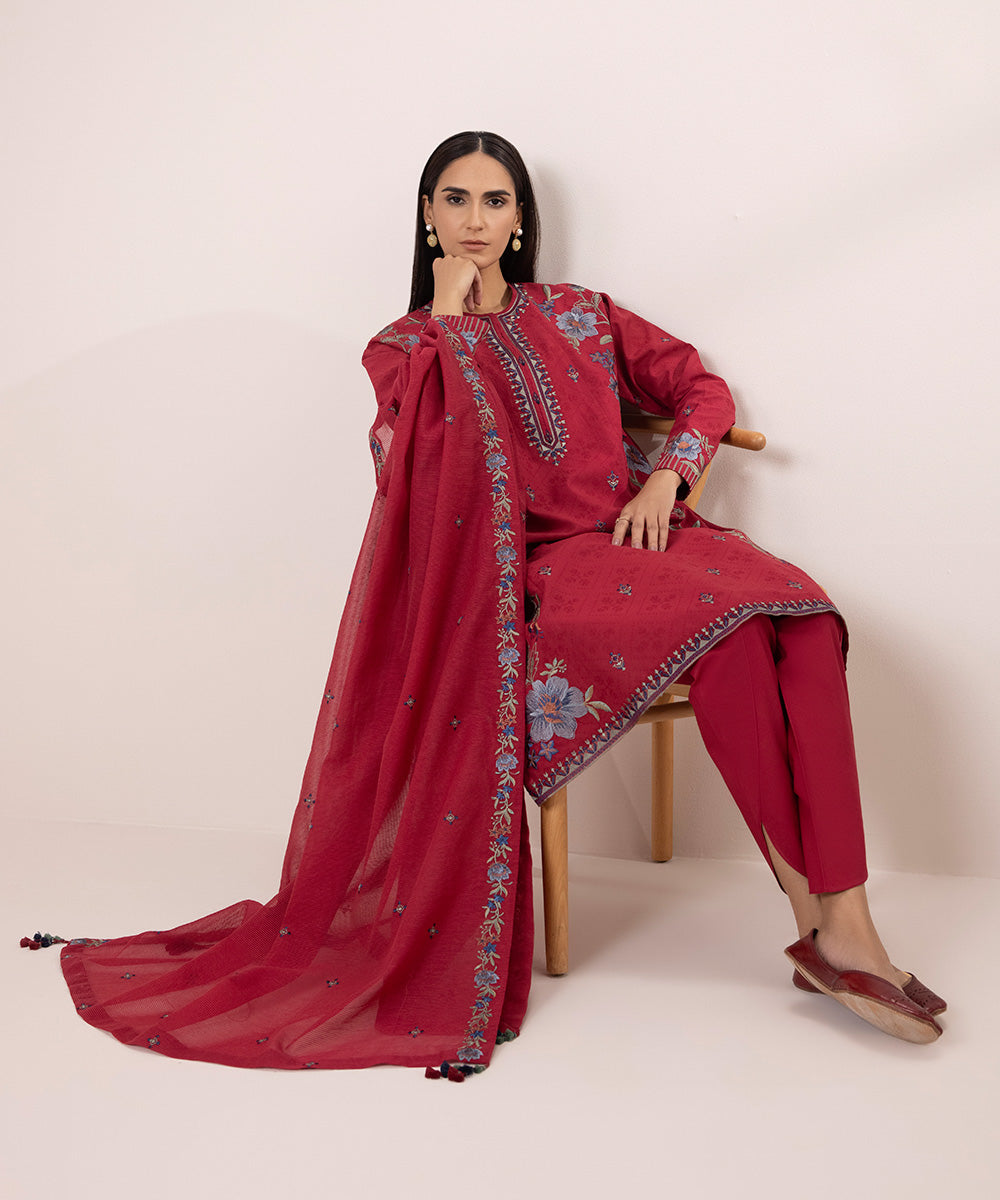 Embroidered Jacquard Suit (3 Piece)