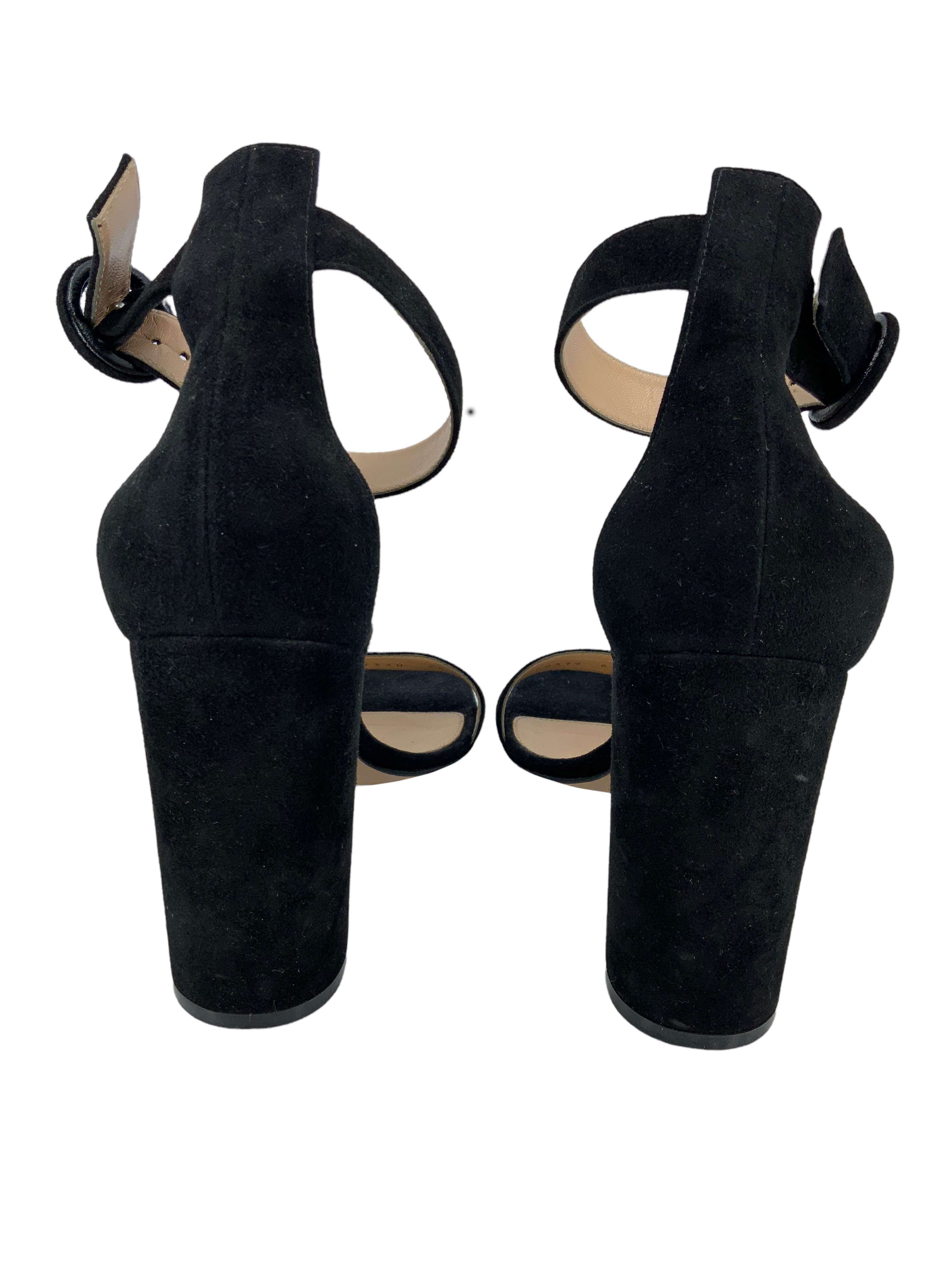 Gianvito Rossi Versilia 100 Suede Sandals, Size 8.