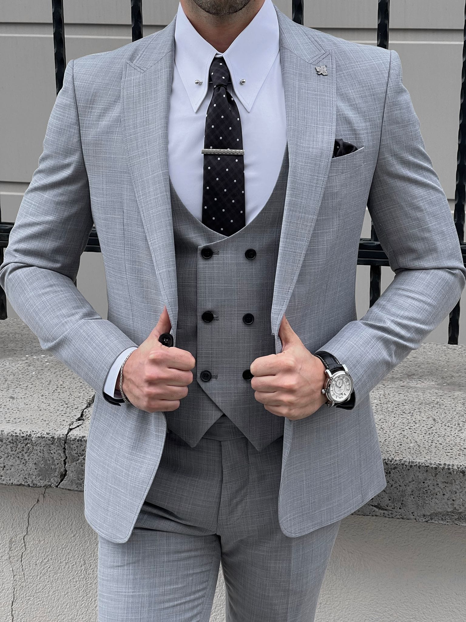 Gray Slim Fit Vest with Pointed Collar - Business Suit