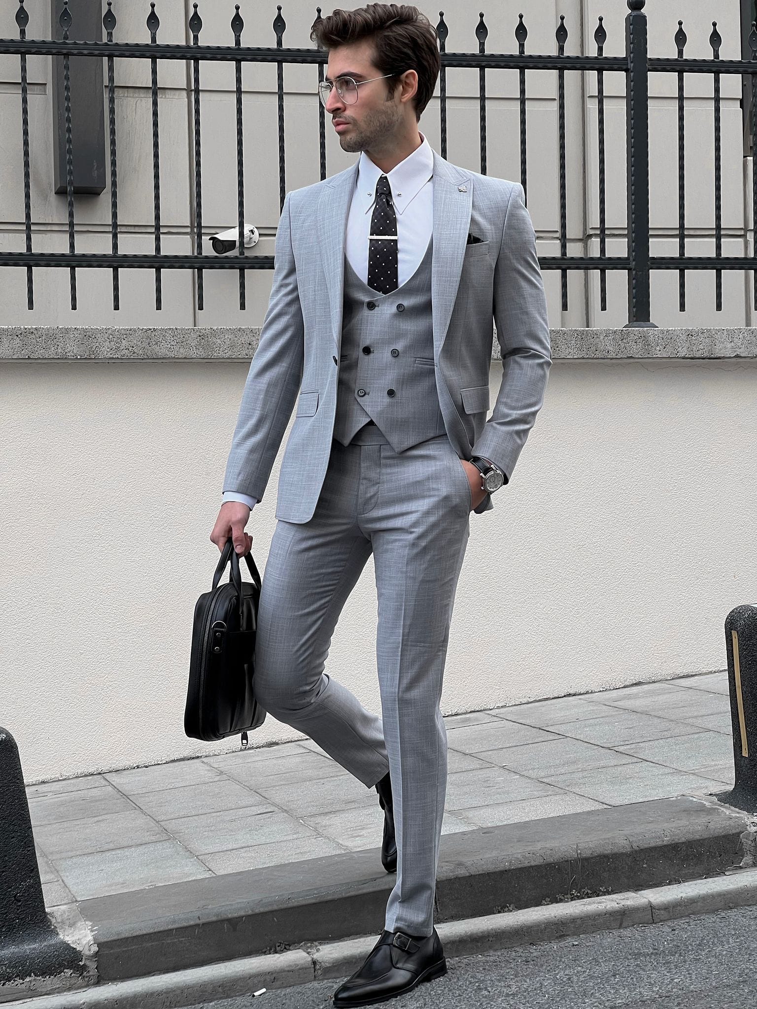 Gray Slim Fit Vest with Pointed Collar - Business Suit