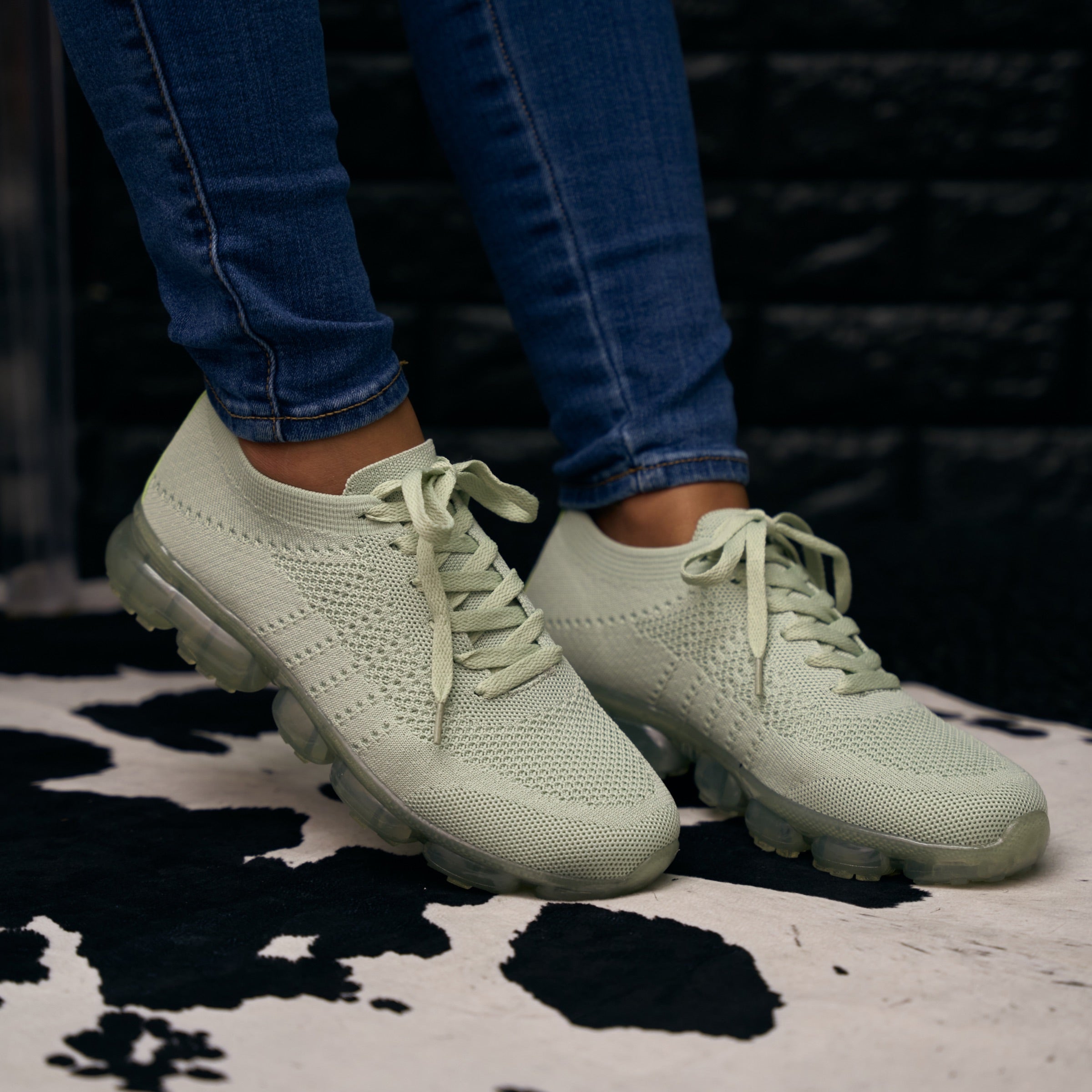 Green sneaker - shop now