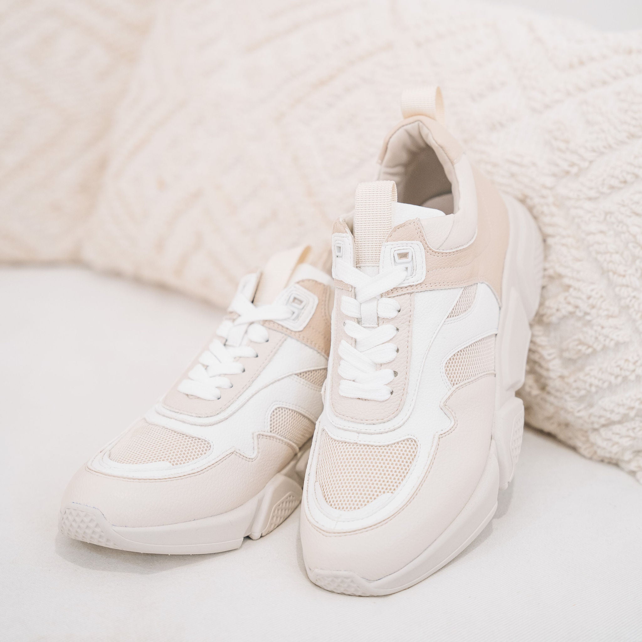 Indy Sneaker - vanilla | Shop Now