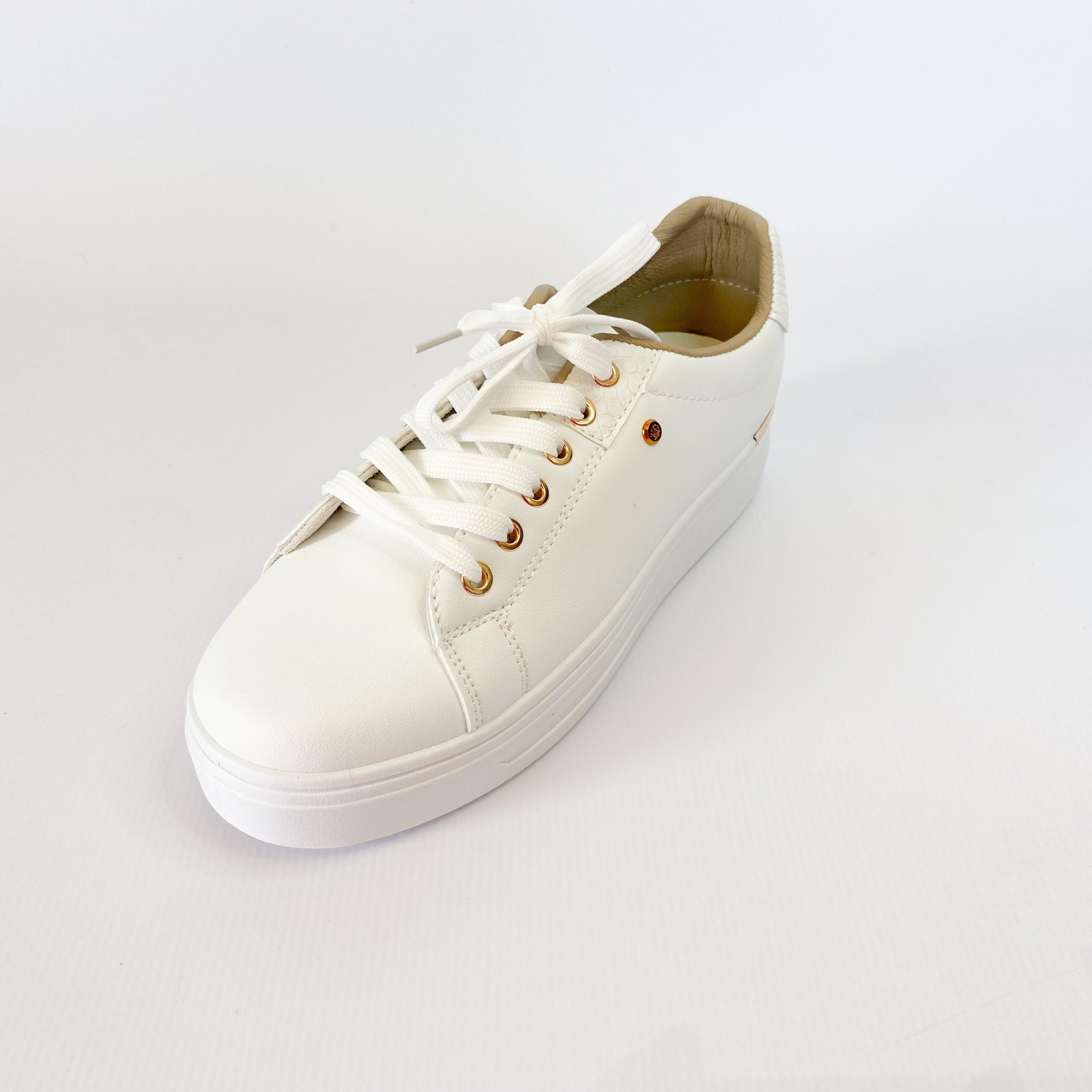 KG white gold eyelet sneaker