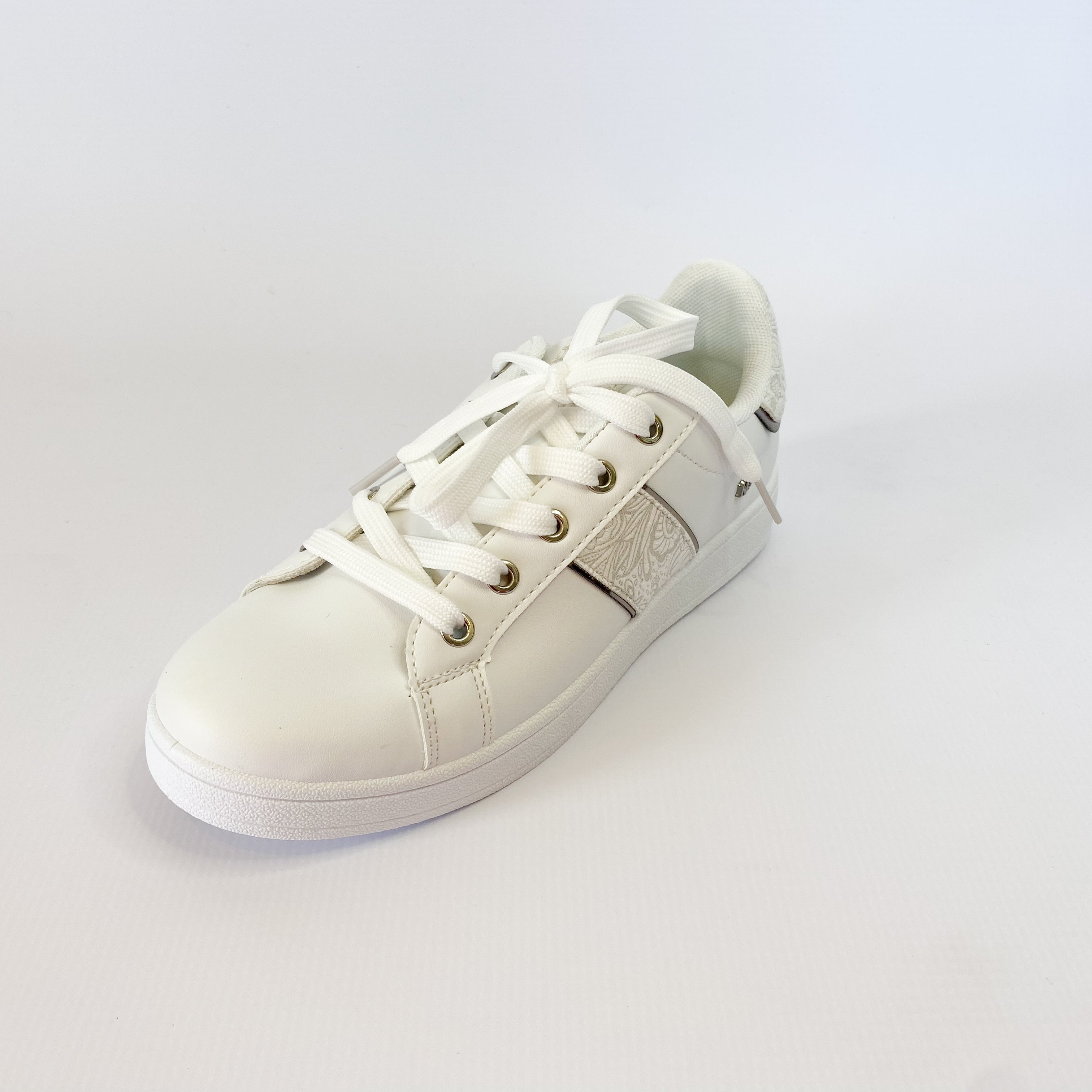 KG white silver striped sneaker