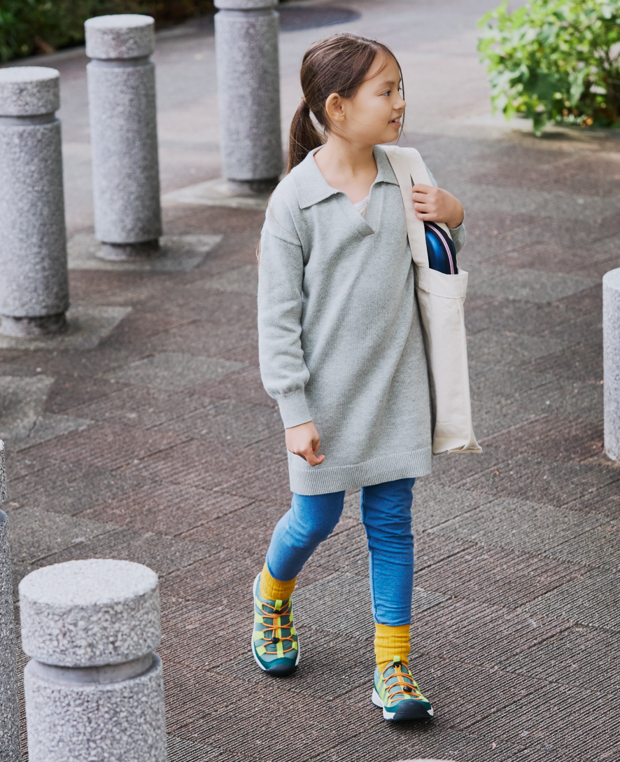 Kids Motozoa Sneaker | Sea Moss/Scarlet Ibis