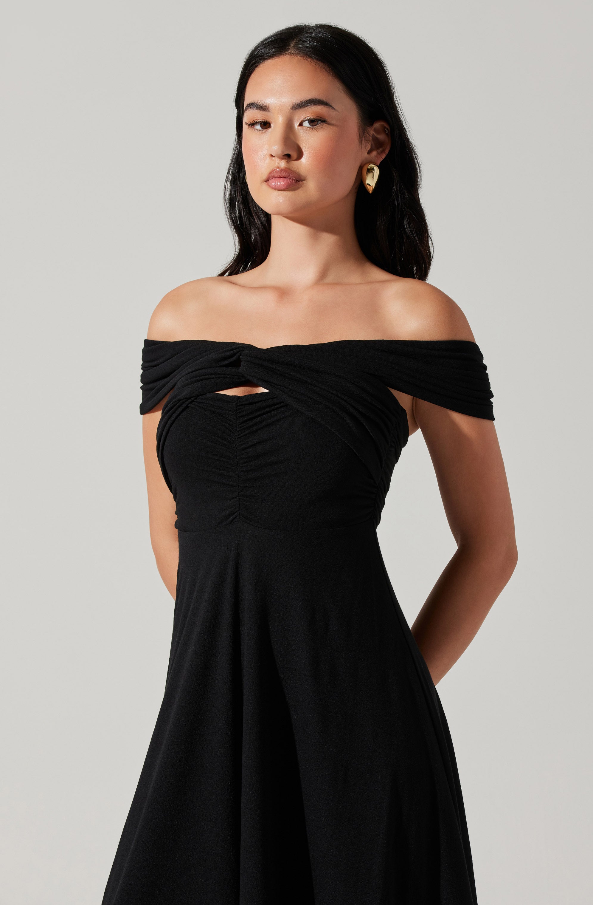 Off Shoulder Midi Dress - Balto