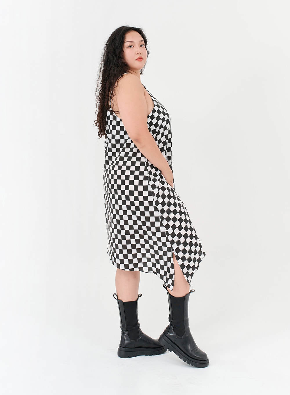 Plus Size Checked Sleeveless Dress - IG09