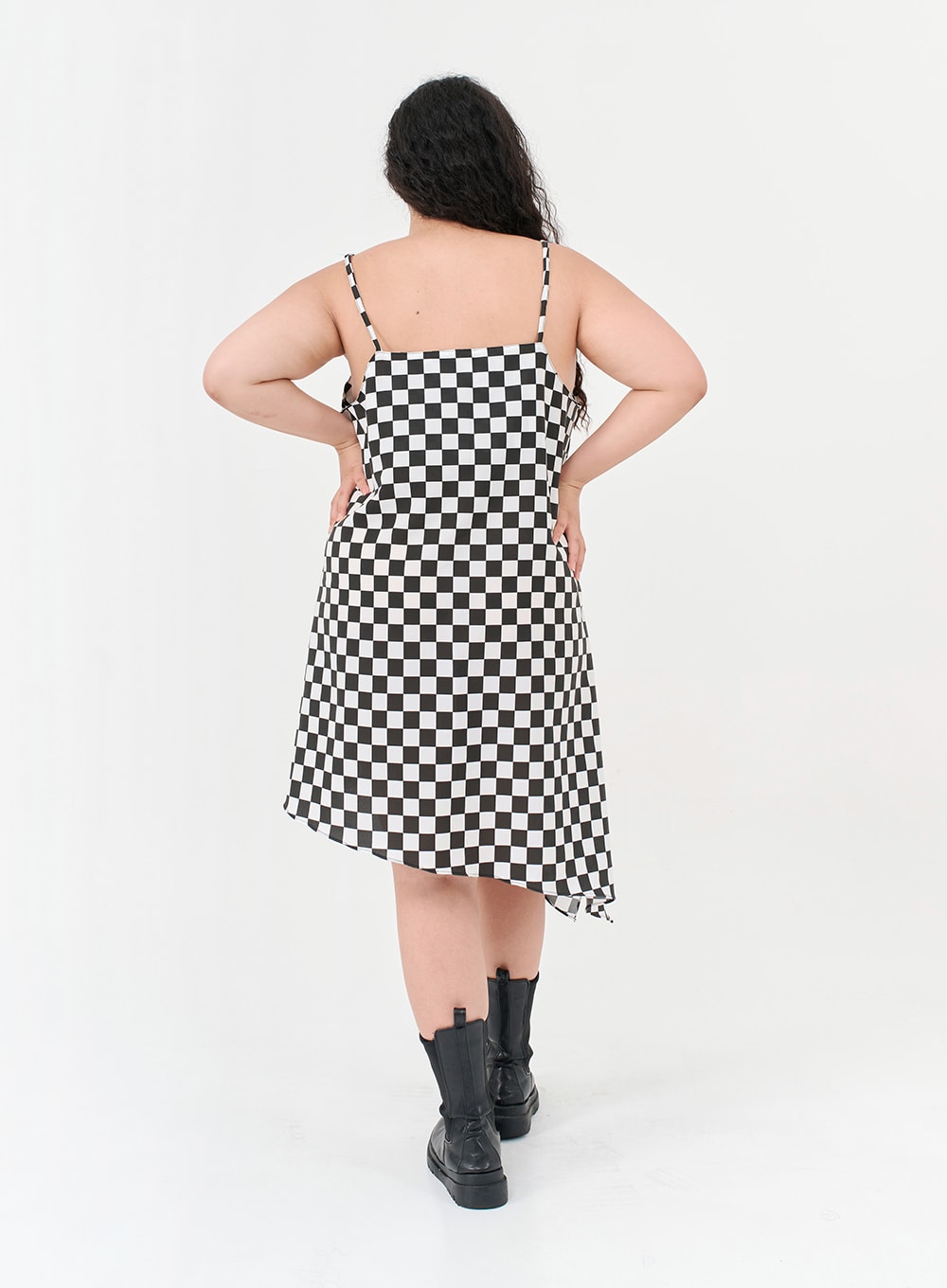 Plus Size Checked Sleeveless Dress - IG09