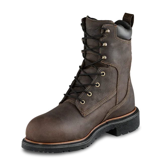 Red Wing Men's DynaForce 8-inch Boot