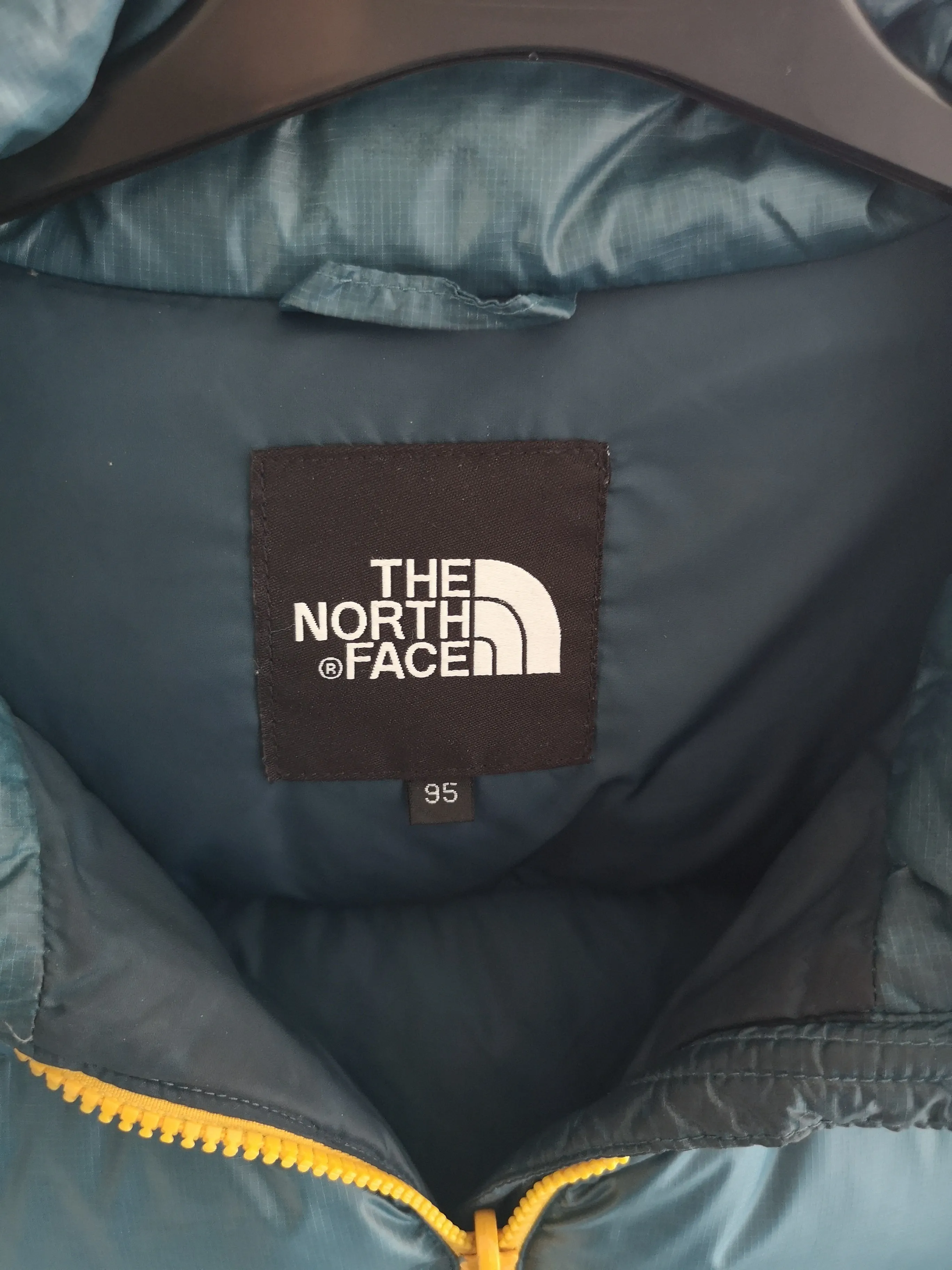 The North Face 600 Puffer Jacket Size UK M