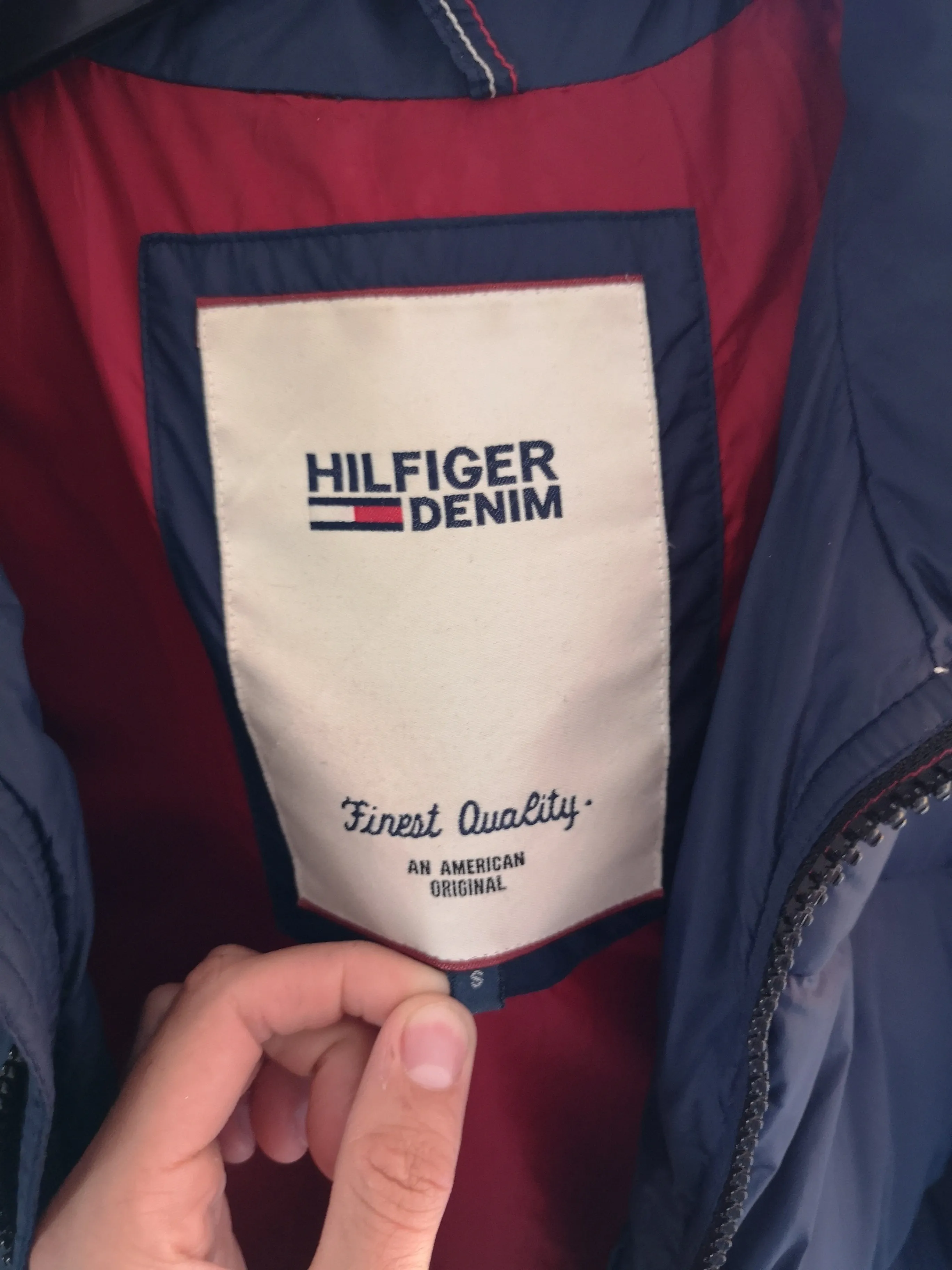 Tommy Hilfiger Puffer Jacket in Size Small