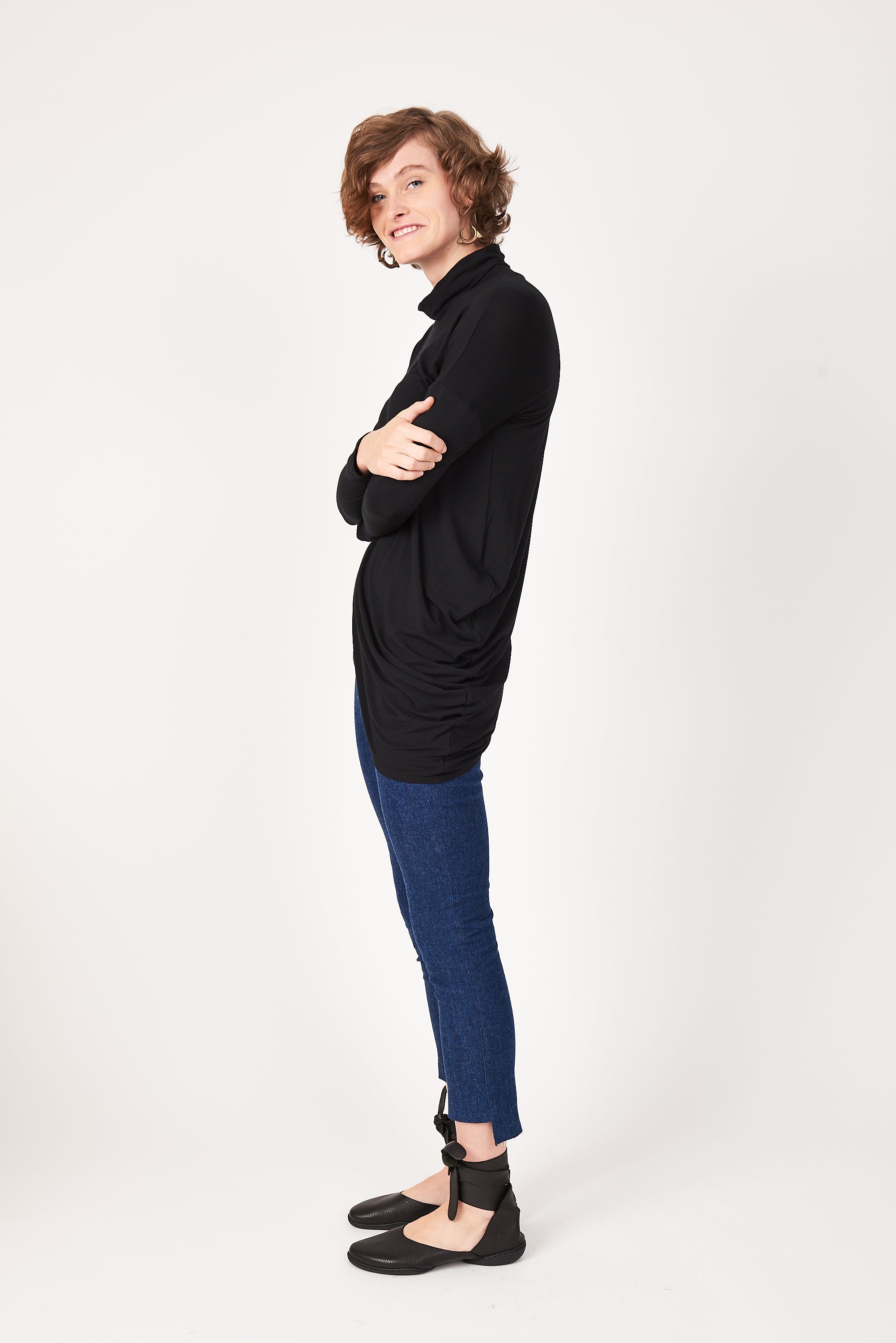 Turtleneck Long Sleeve Black Bamboo Curve Top