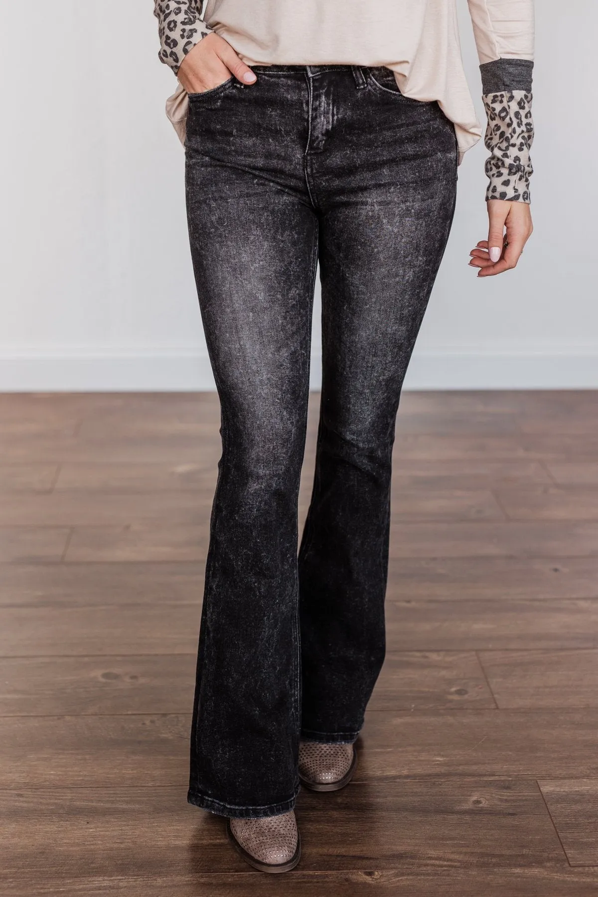 Vervet High Rise Flare Jeans in Bella Wash.